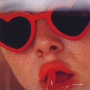 Meet your Posher, Lucy